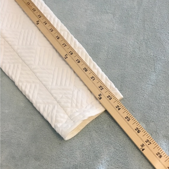 Croft & Barrow Jacket lightweight. 3 season. 4 button 2 pocket winter white. - Picture 5 of 9